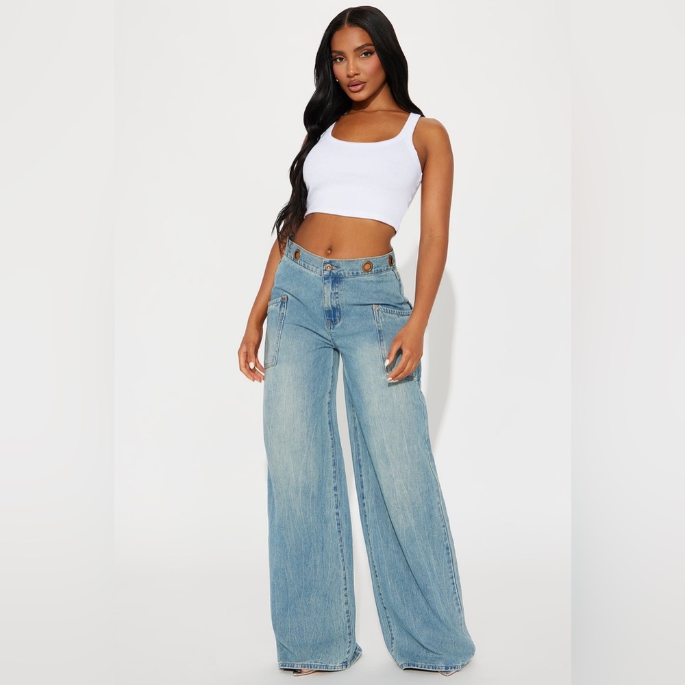 Waiting on you Tinted Wide leg Jeans - Vintage Wash
